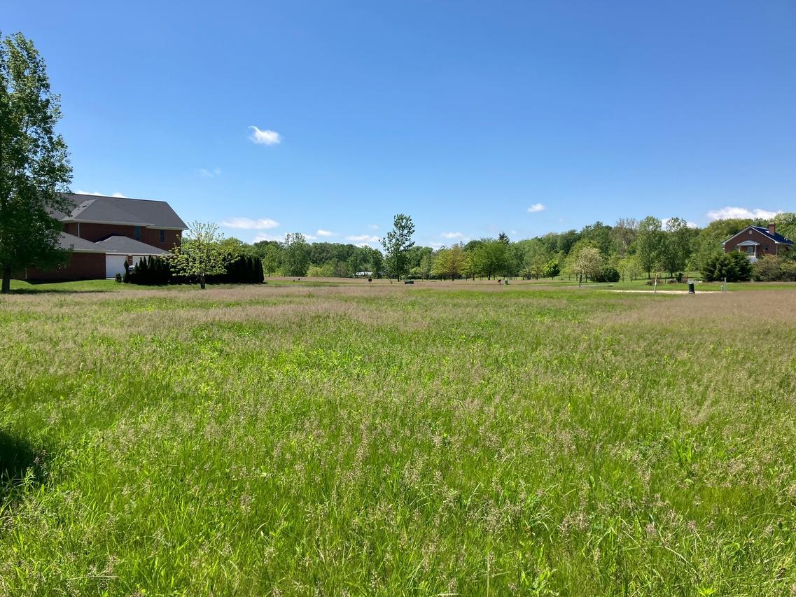 3002 N Brickhouses Rd., Urbana, IL 61802