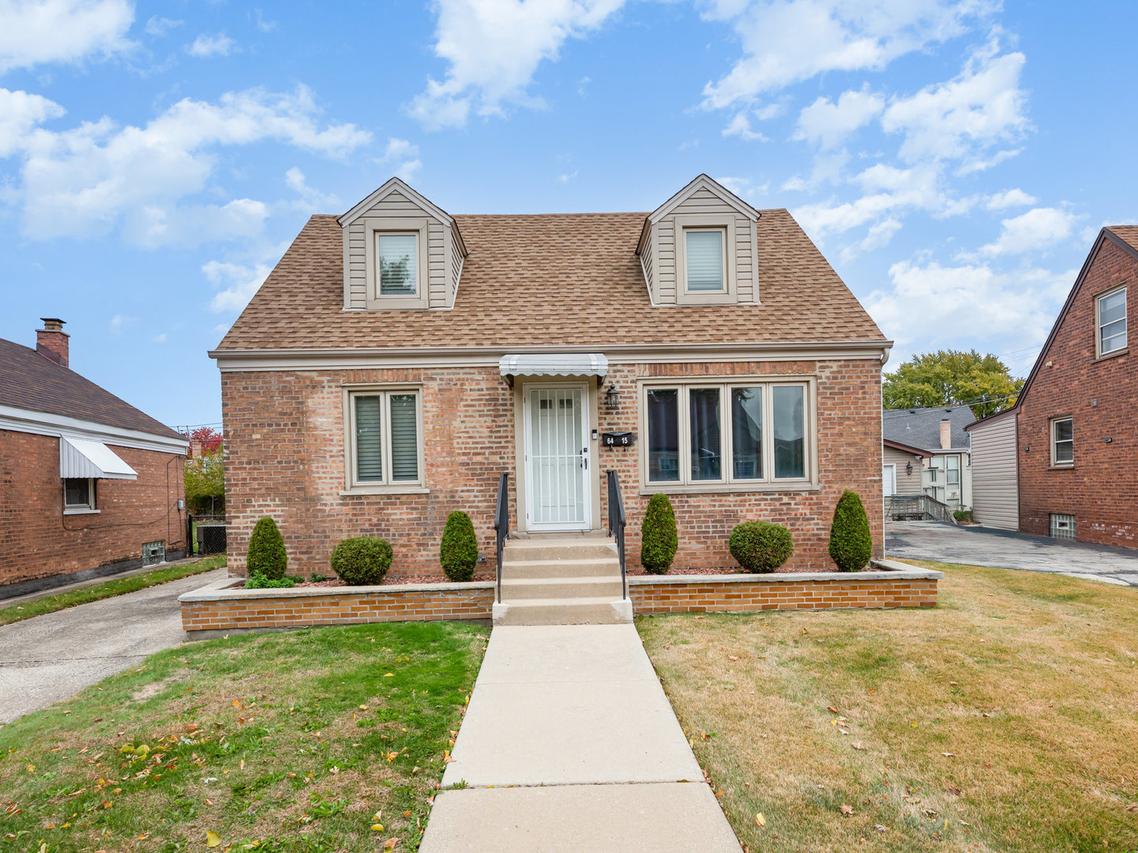 6415 S Leclaire Ave., Chicago, IL 60638