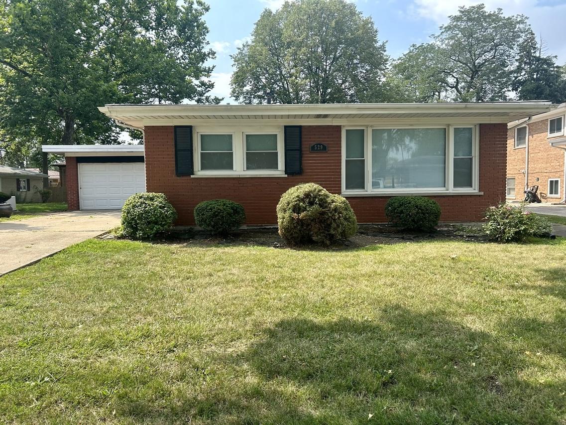 529 E 166th Pl., South Holland, IL 60473