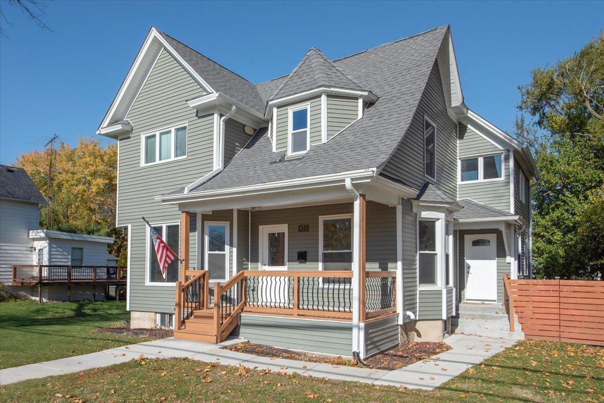 473 E Elm St., Sycamore, IL 60178