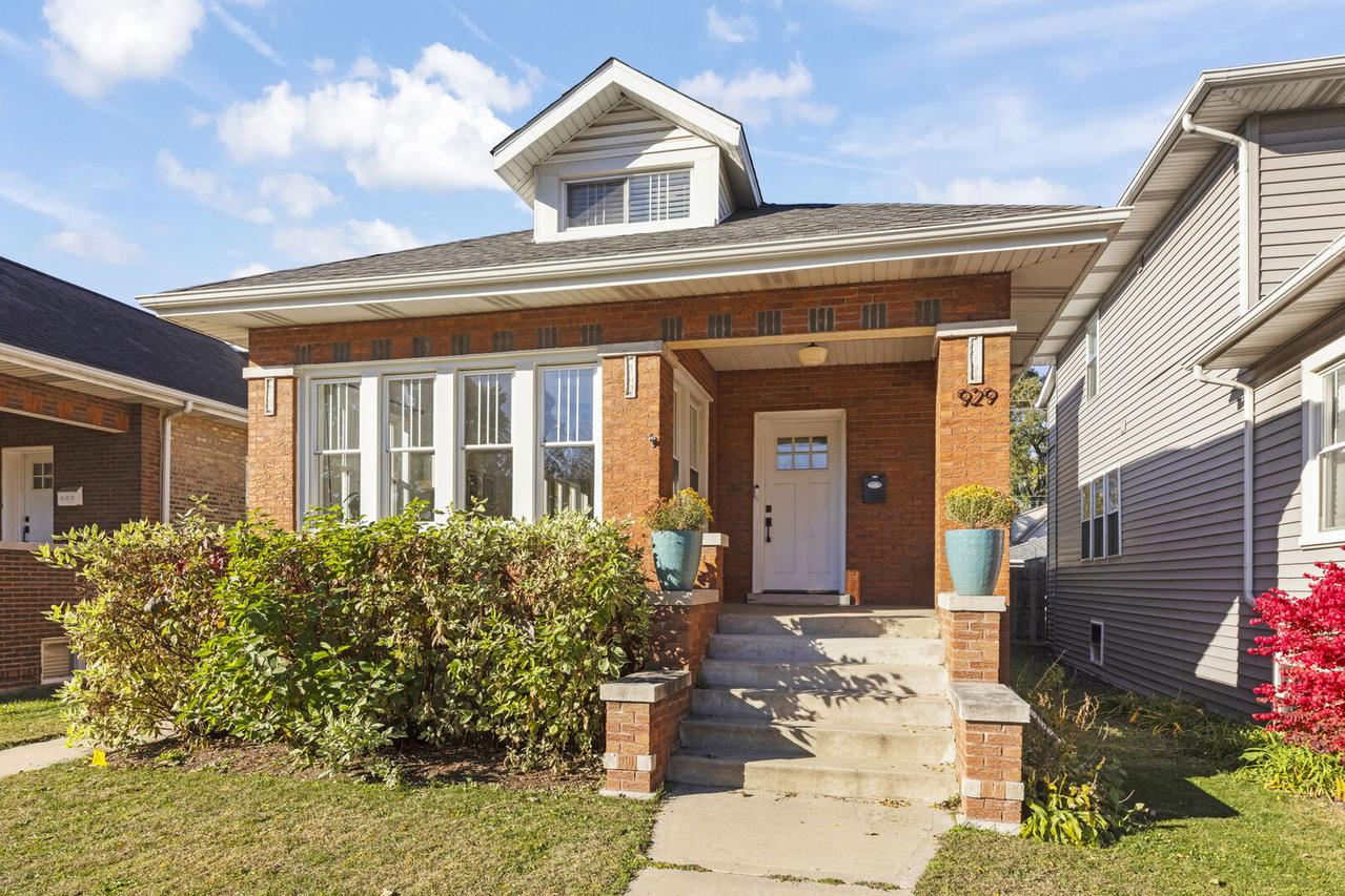 929 Harlem Ave., Forest Park, IL 60130