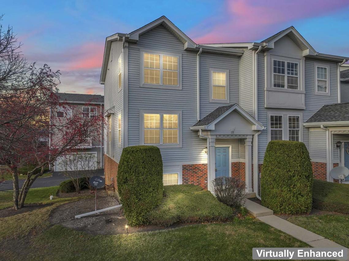 335 Holiday Ln., Hainesville, IL 60073