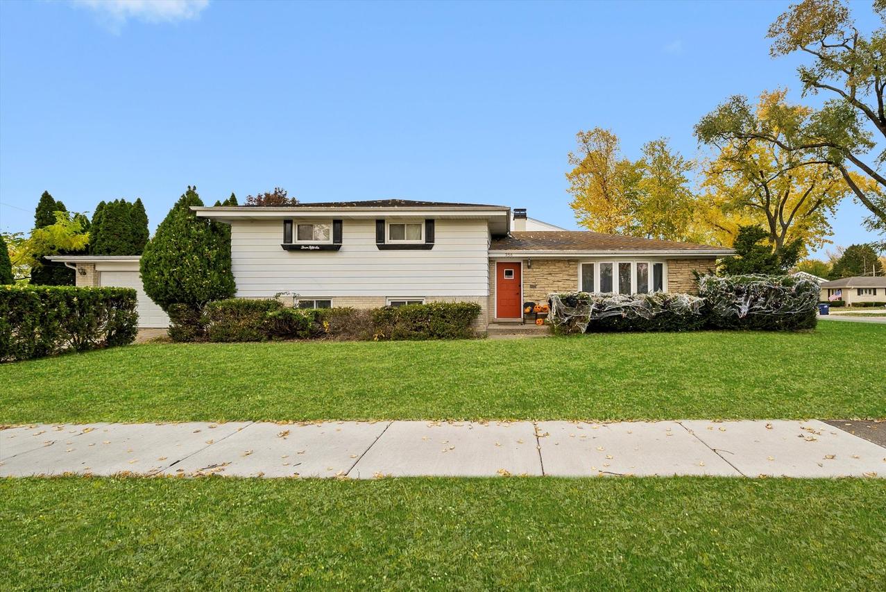 356 W Millers Rd., Des Plaines, IL 60016