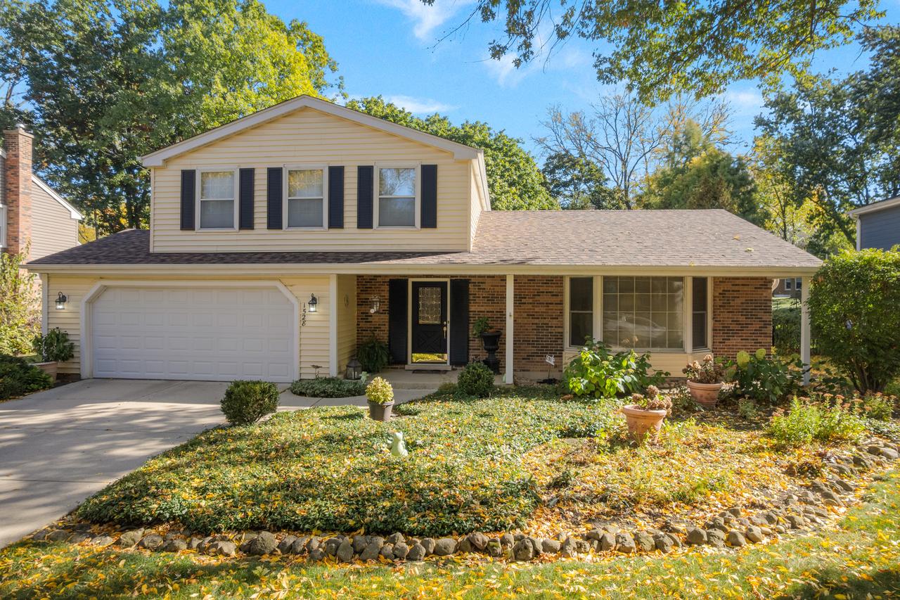 1528 Shenandoah Ln., Naperville, IL 60563