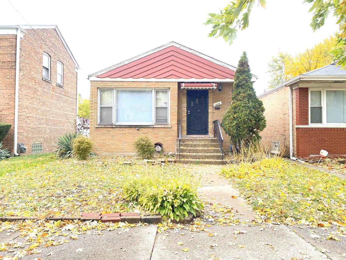 14210 S Wabash Ave., Riverdale, IL 60827