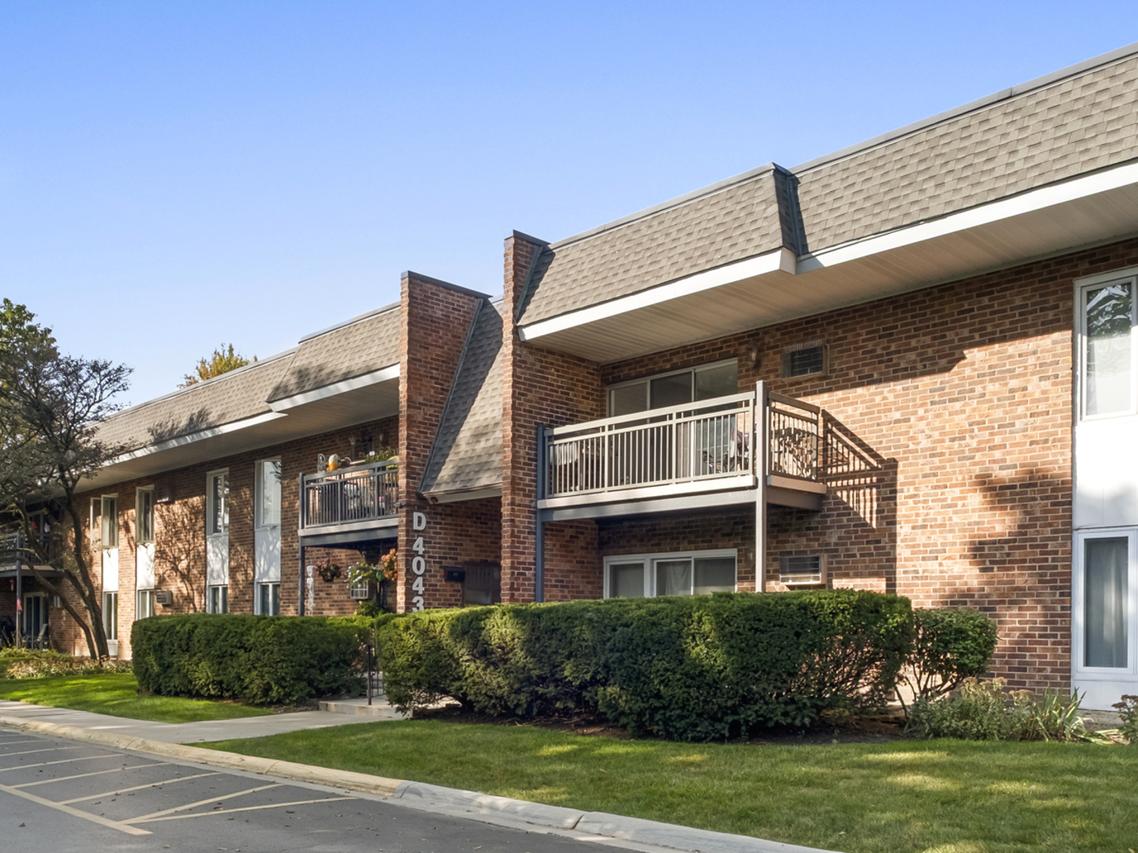 4043 Saratoga Ave. #D221, Downers Grove, IL 60515