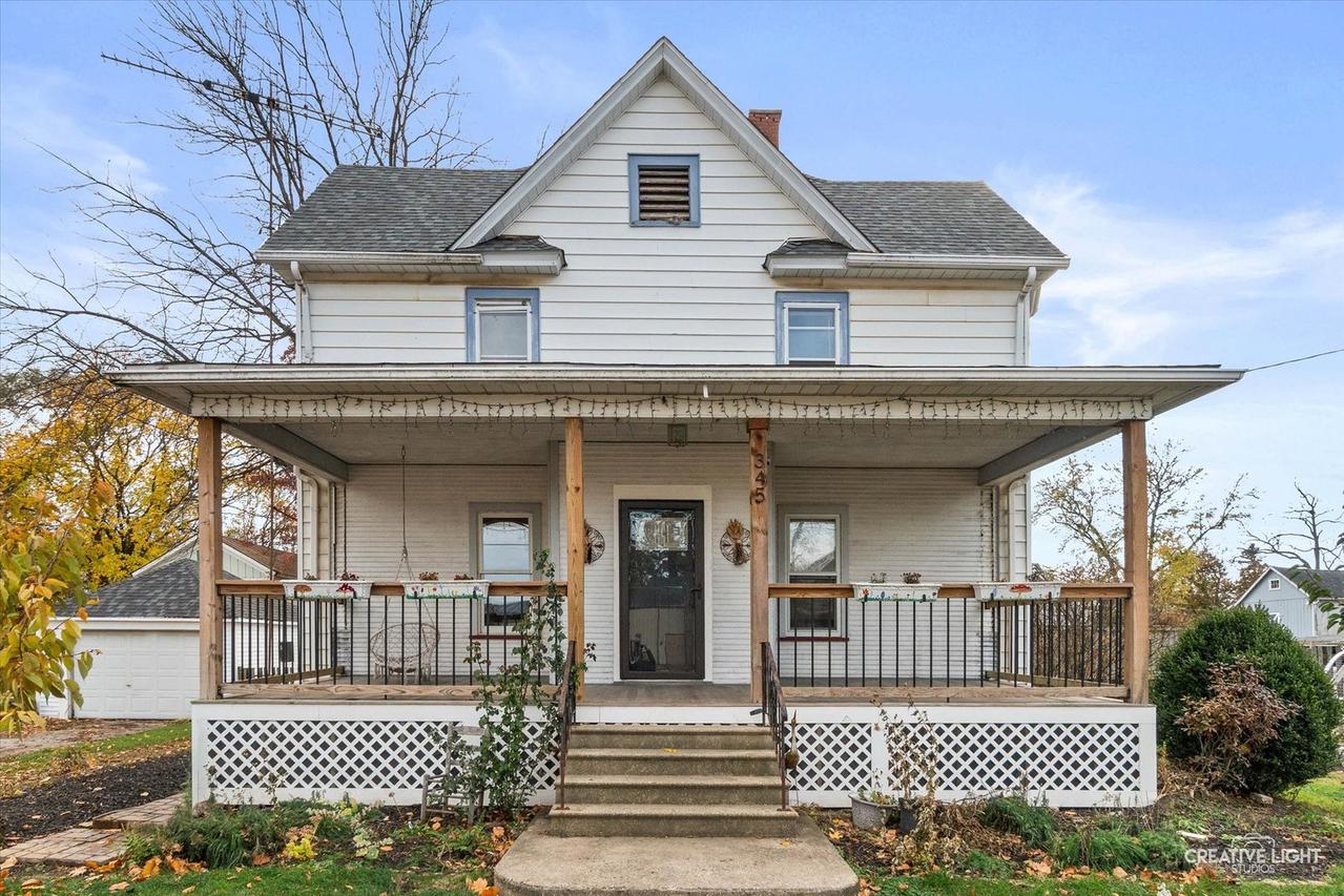 345 E Market St., Somonauk, IL 60552
