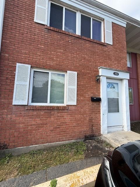 1351 Monomoy St. #D, Aurora, IL 60506