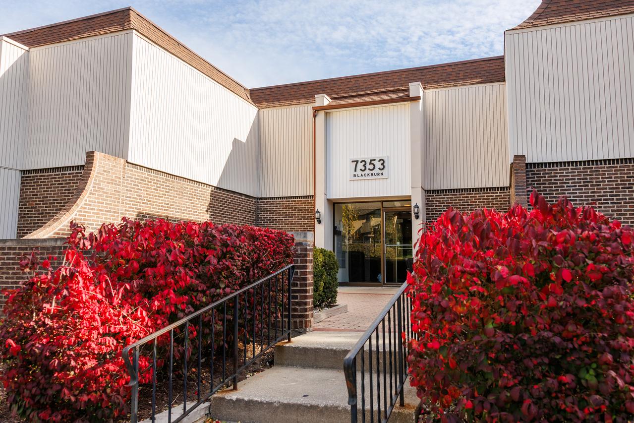 7353 Blackburn Ave. #K-206, Downers Grove, IL 60516