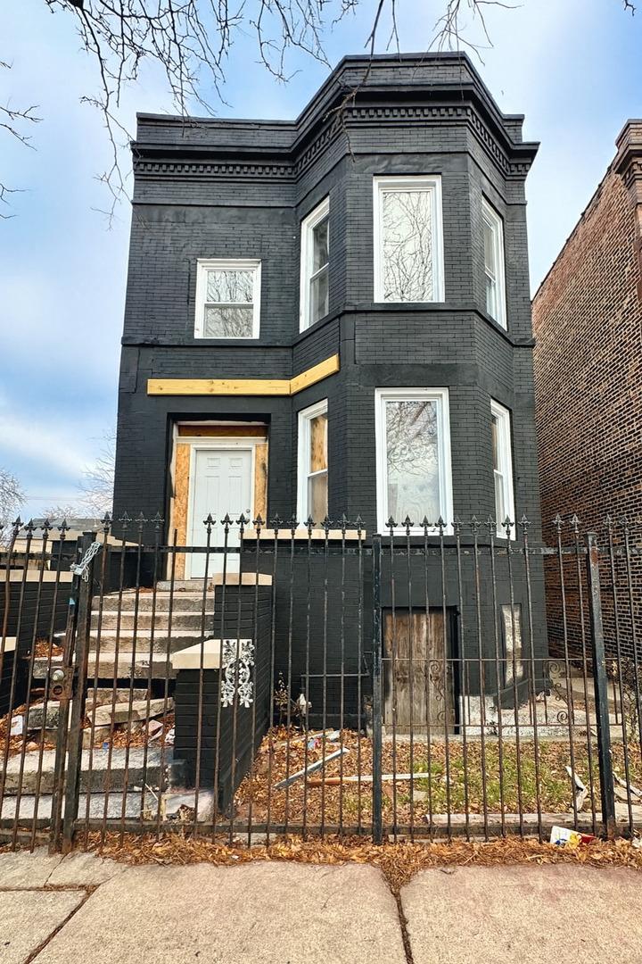 1212 W 51st St., Chicago, IL 60609