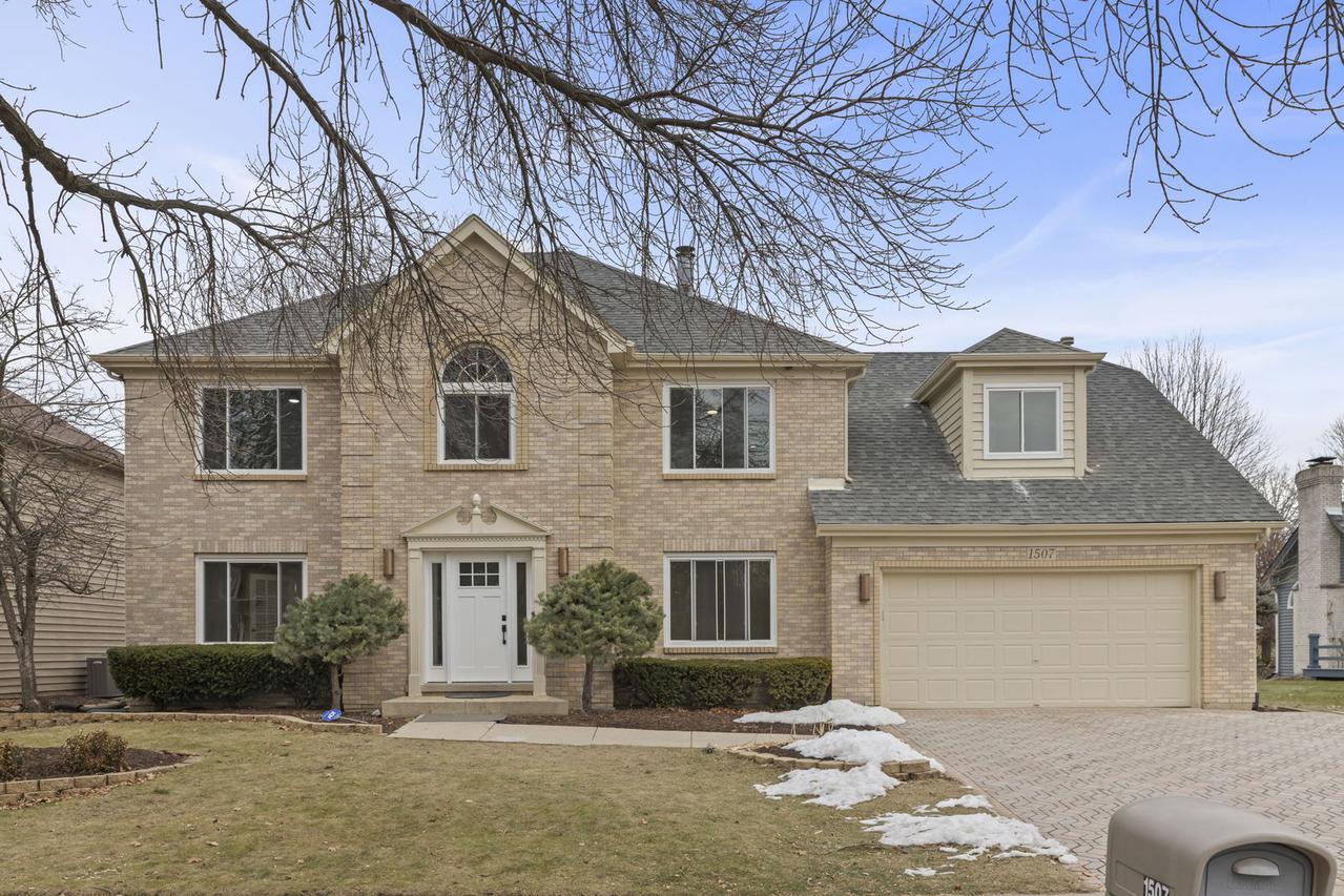 1507 Ada Ln., Naperville, IL 60540
