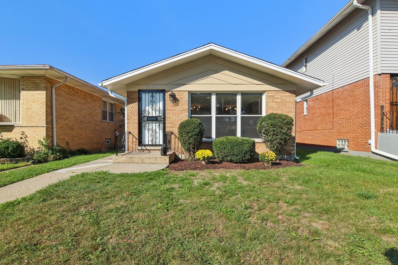 11518 S Aberdeen St., Chicago, IL 60643