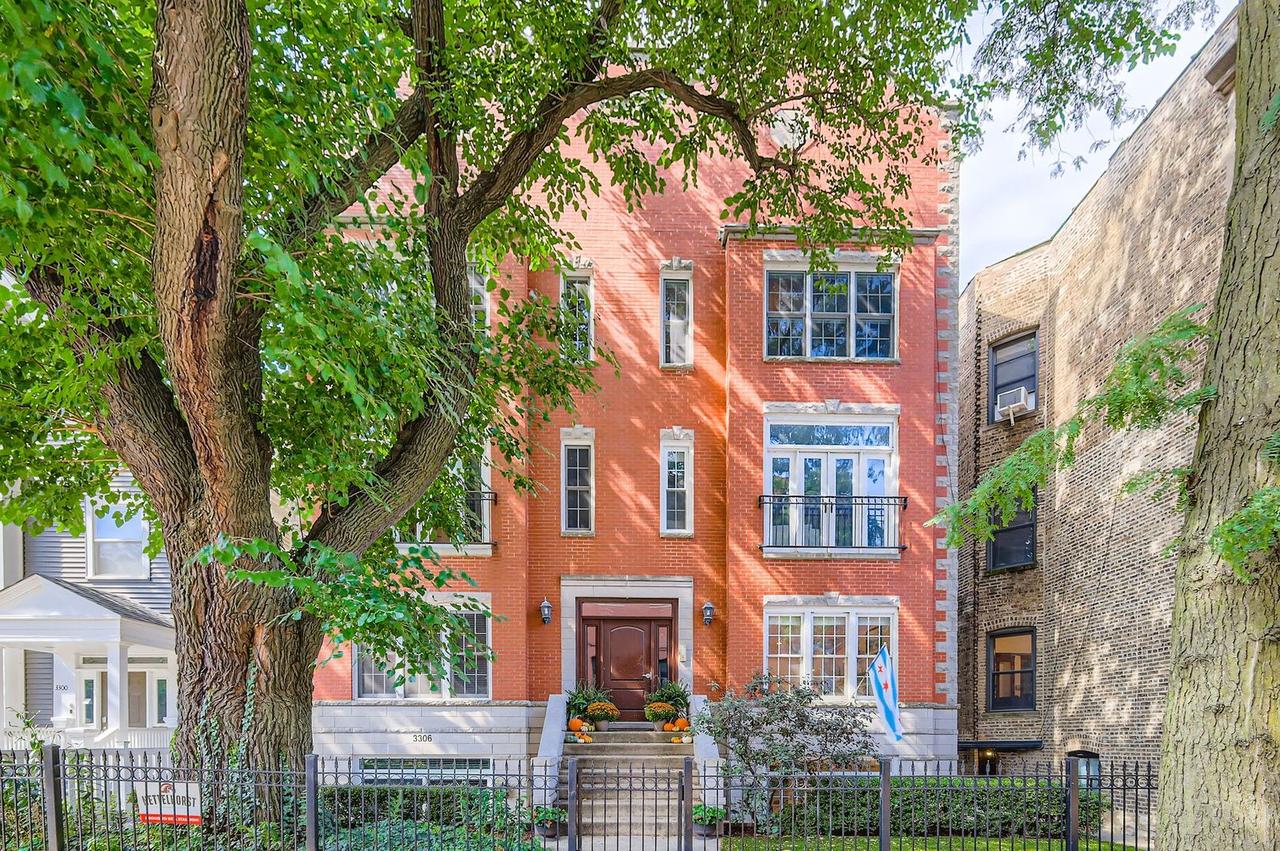3306 N Clifton Ave. #1N, Chicago, IL 60657