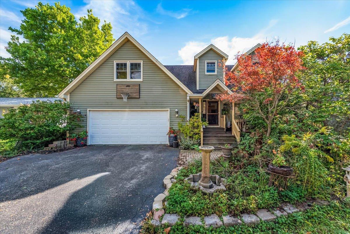 31 W Harrison Rd., Lombard, IL 60148