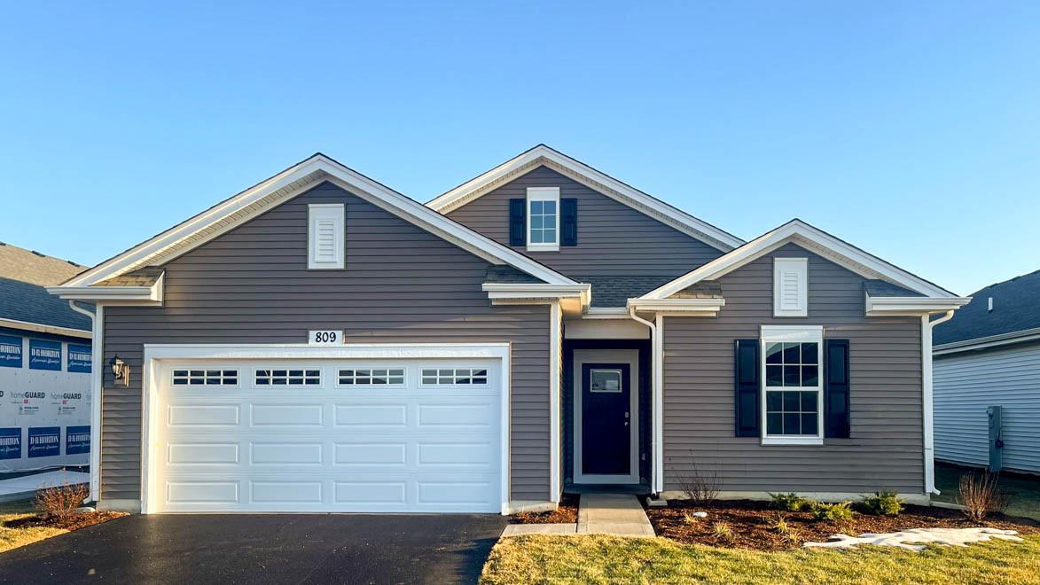 809 Mesa Ln., Pingree Grove, IL 60140