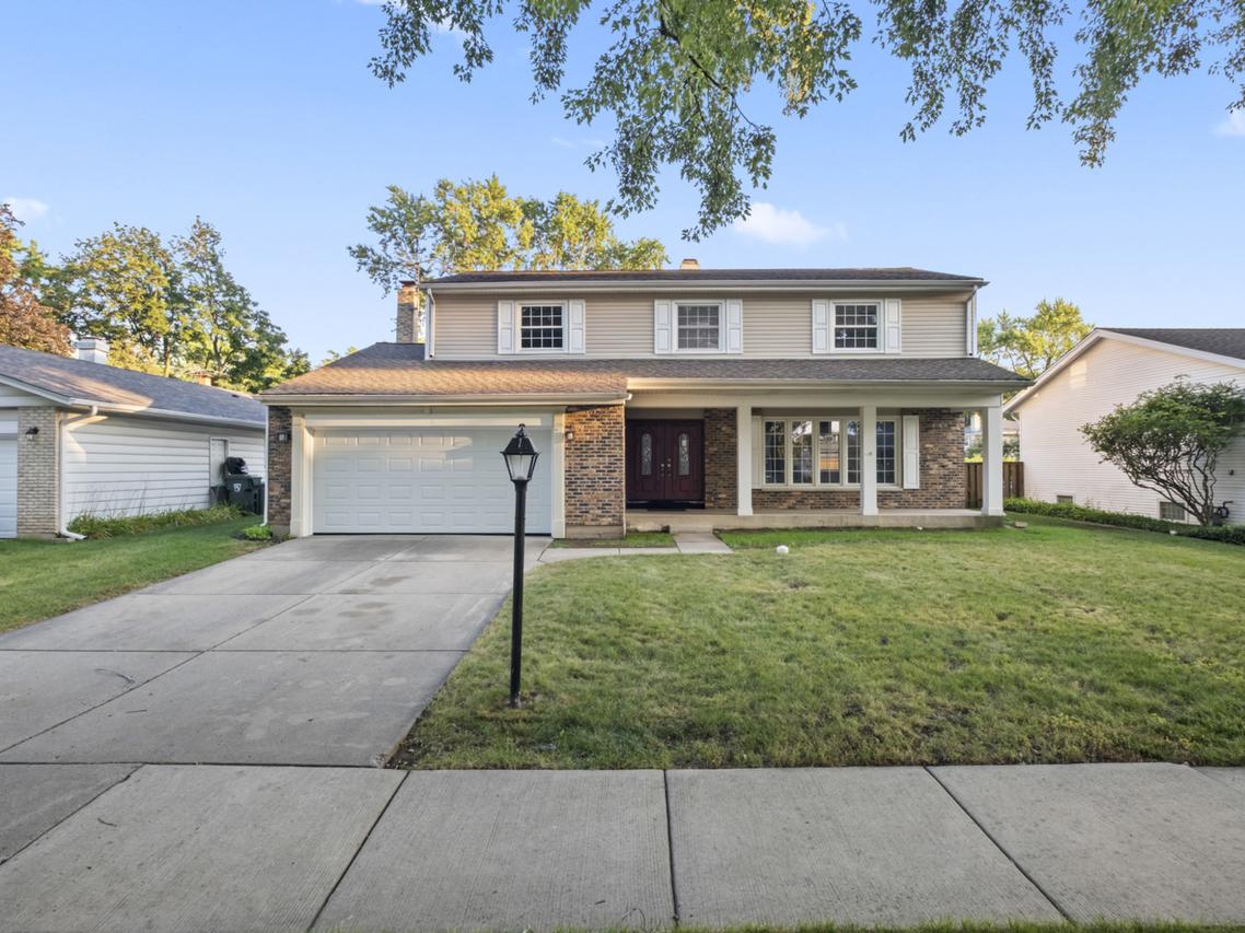 1813 E Wood Ln., Mount Prospect, IL 60056