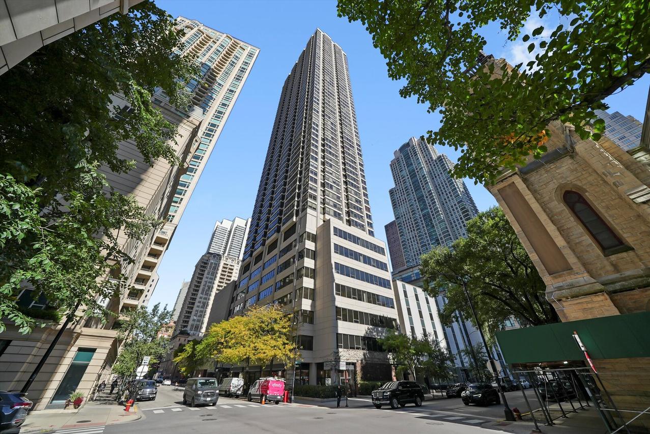 30 E Huron St. #1106, Chicago, IL 60611