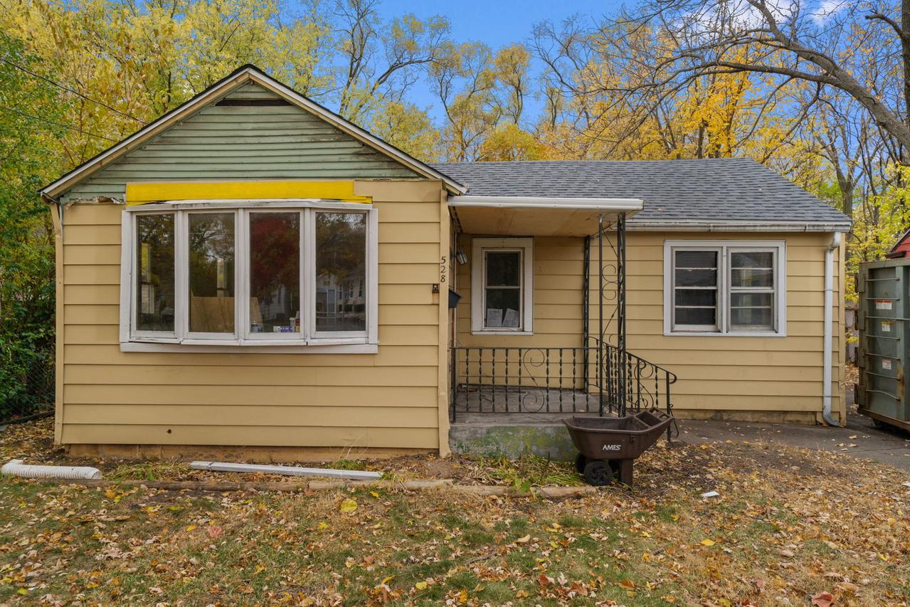 528 Olive Ct., Loves Park, IL 61111