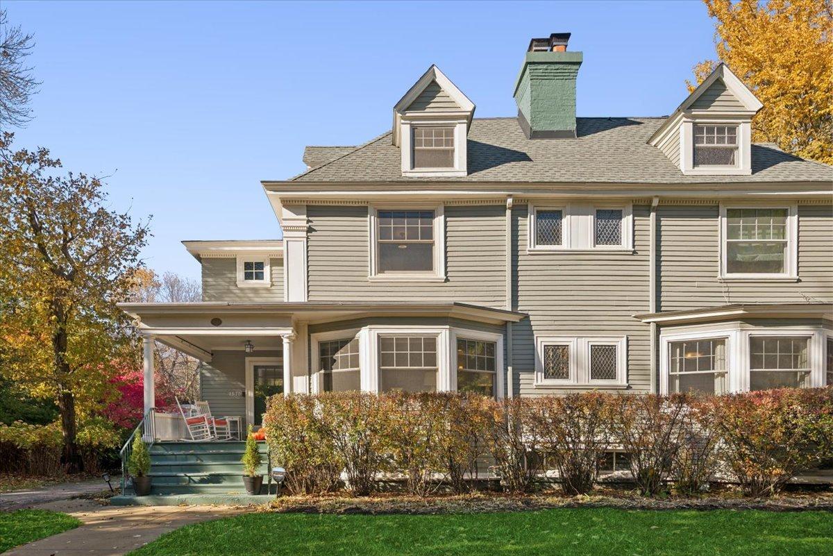 1570 Ashland Ave., Evanston, IL 60201