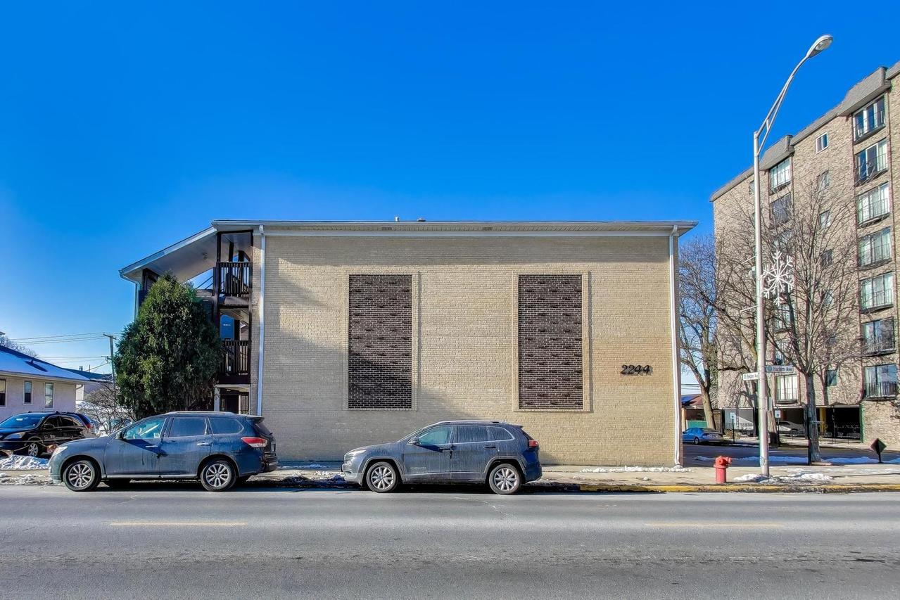 2244 N Harlem Ave. #8, Elmwood Park, IL 60707