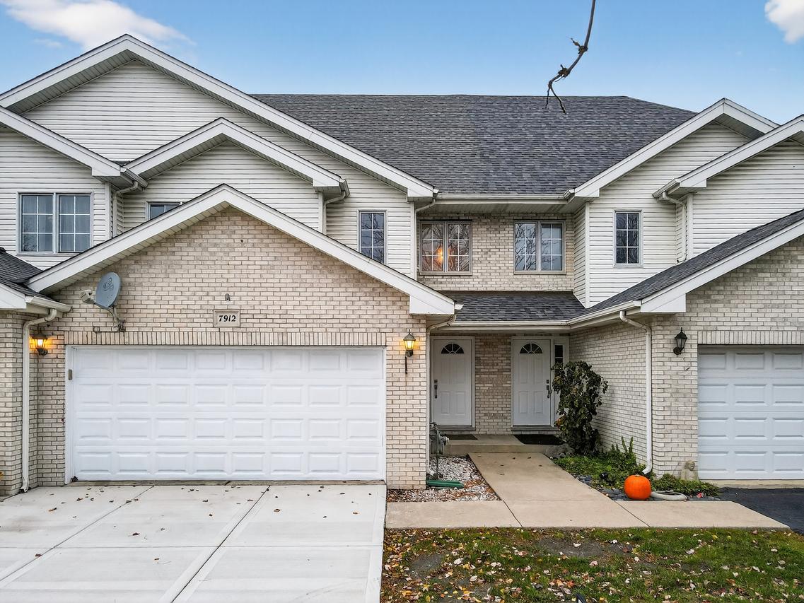 7912 W 105th St., Palos Hills, IL 60465
