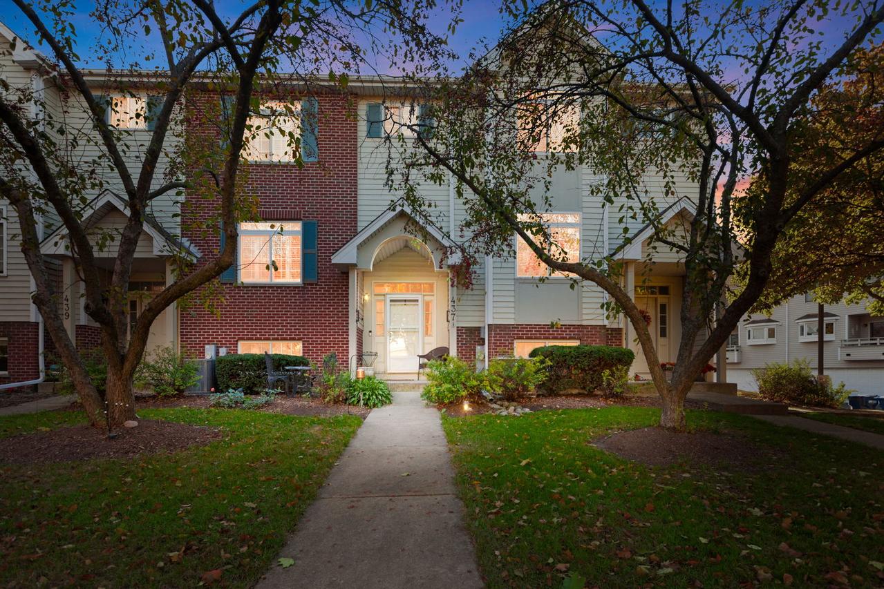 437 E Willow St., Elburn, IL 60119