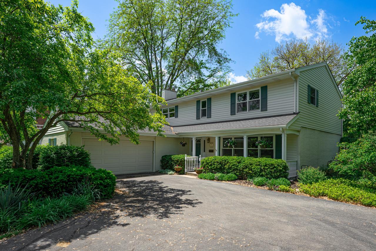 846 Park Dr., Flossmoor, IL 60422