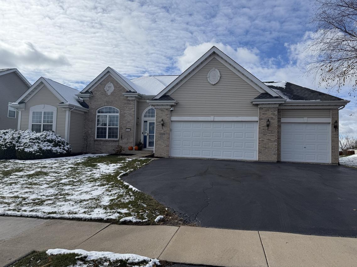 12434 Kings Point Dr., Loves Park, IL 61111