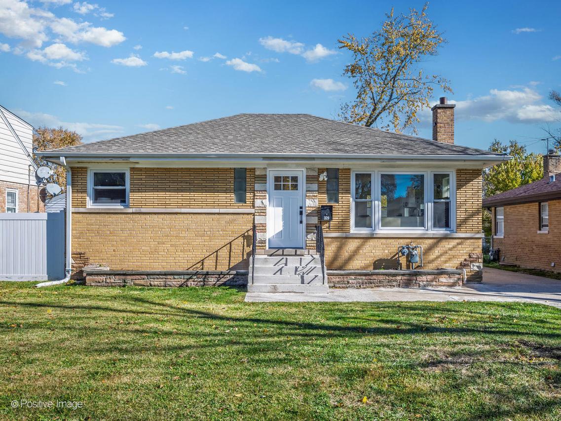 329 High Ridge Rd., Hillside, IL 60162