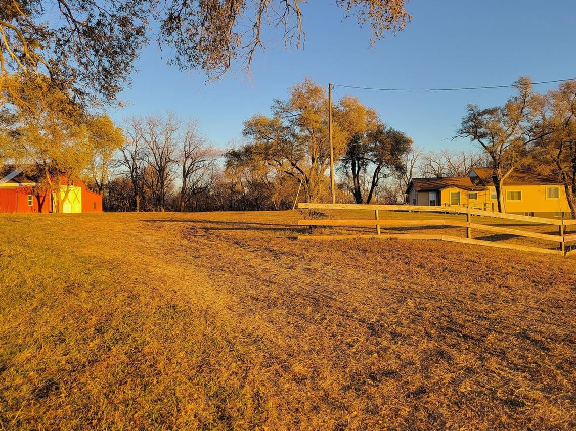 21882 410 East St., Sheffield, IL 61361