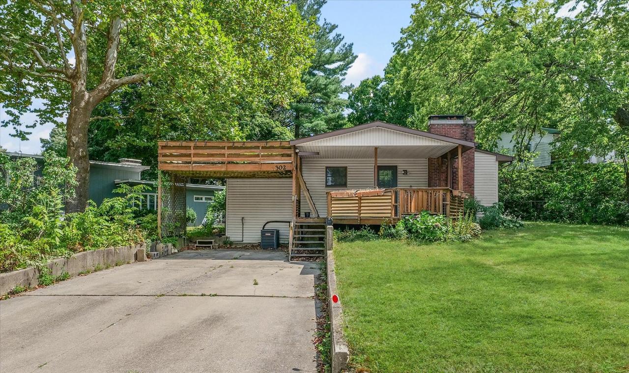 302 Flora Dr., Champaign, IL 61821