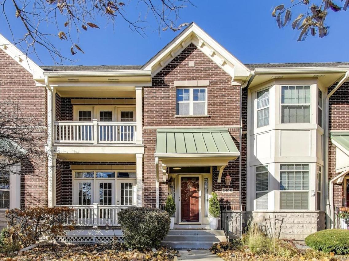 2408 Violet St., Glenview, IL 60026