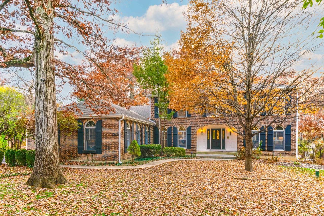 15393 W Oak Spring Rd., Libertyville, IL 60048