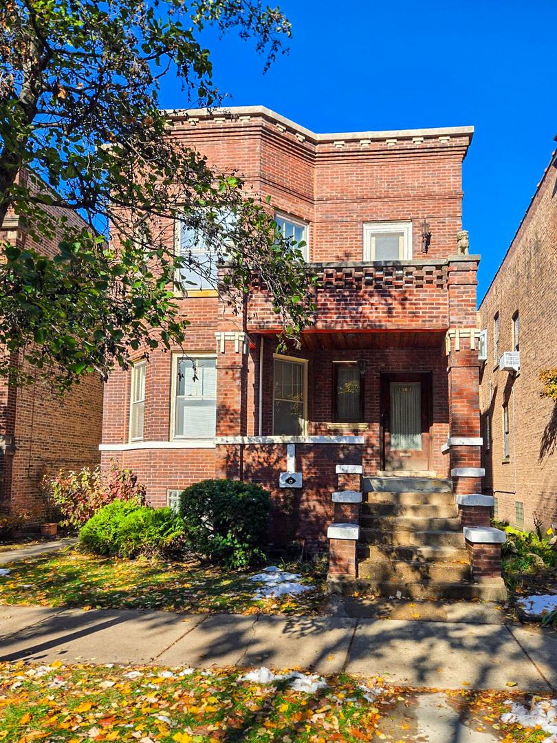 1304 W Elmdale Ave., Chicago, IL 60660