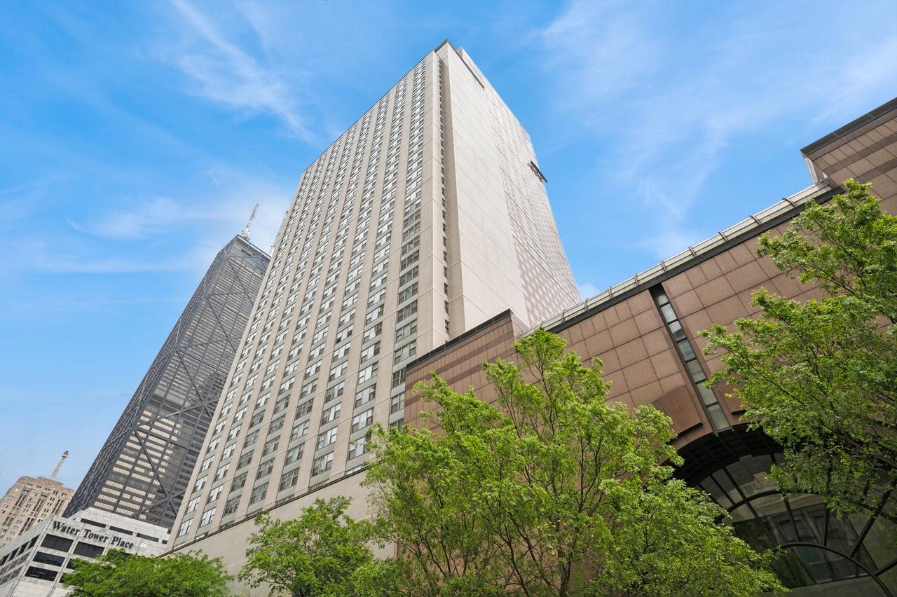 777 N Michigan Ave. #1001, Chicago, IL 60611