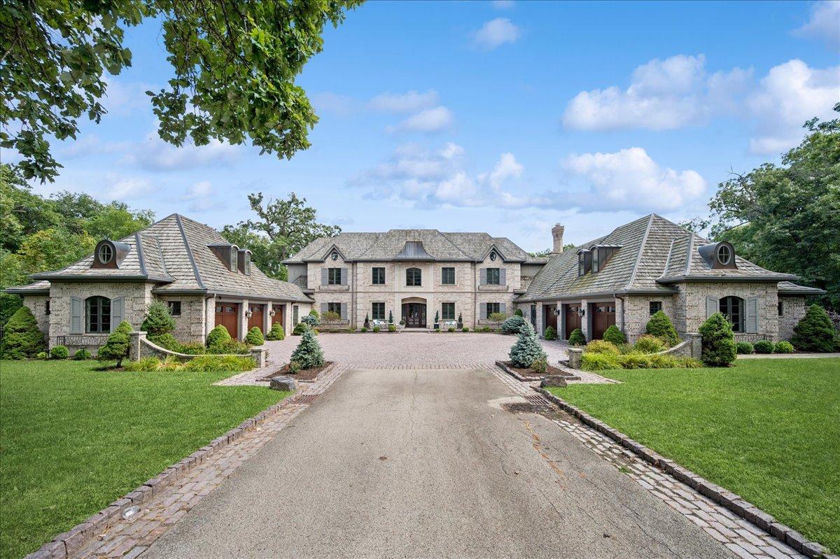 24 Bridlewood Rd., Northbrook, IL 60062