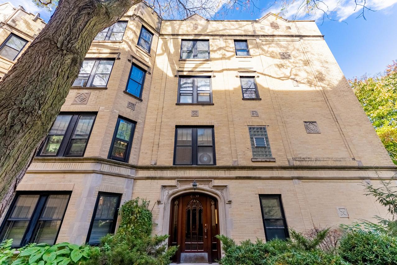 6430 N Glenwood Ave. #G4, Chicago, IL 60626