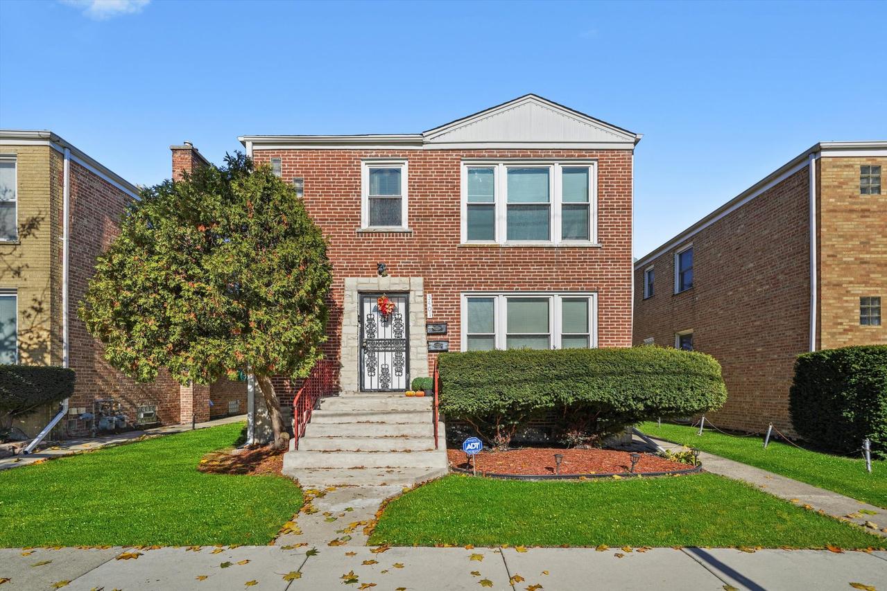 3401 Jackson St., Bellwood, IL 60104