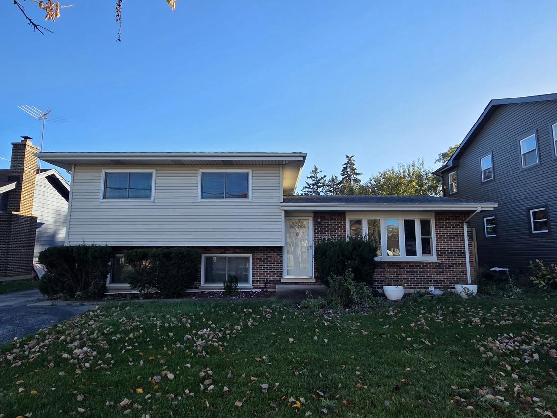 311 George St., Bensenville, IL 60106