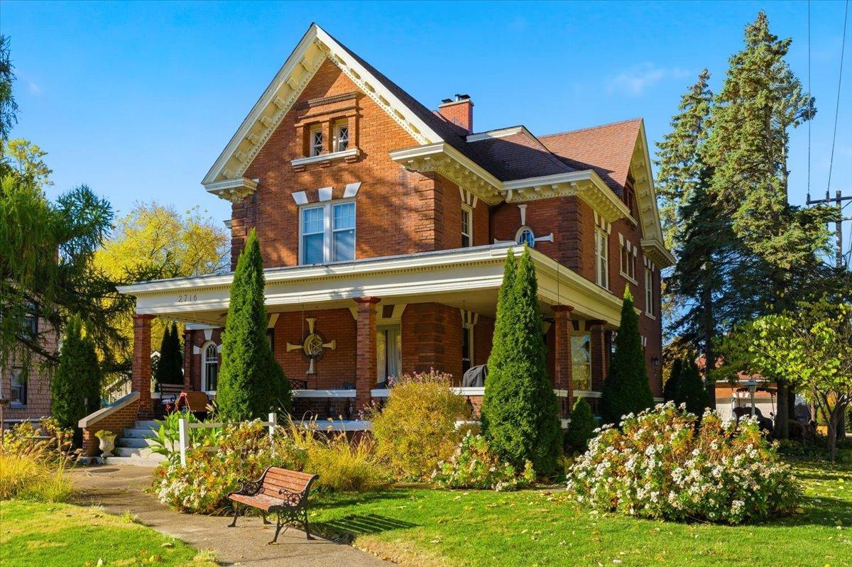 2716 Bethel Blvd., Zion, IL 60099