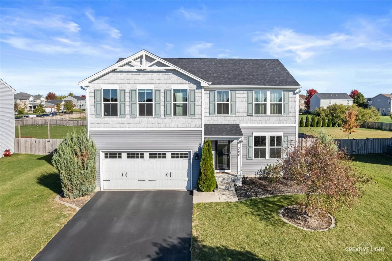365 Shadow Wood Dr., Yorkville, IL 60560