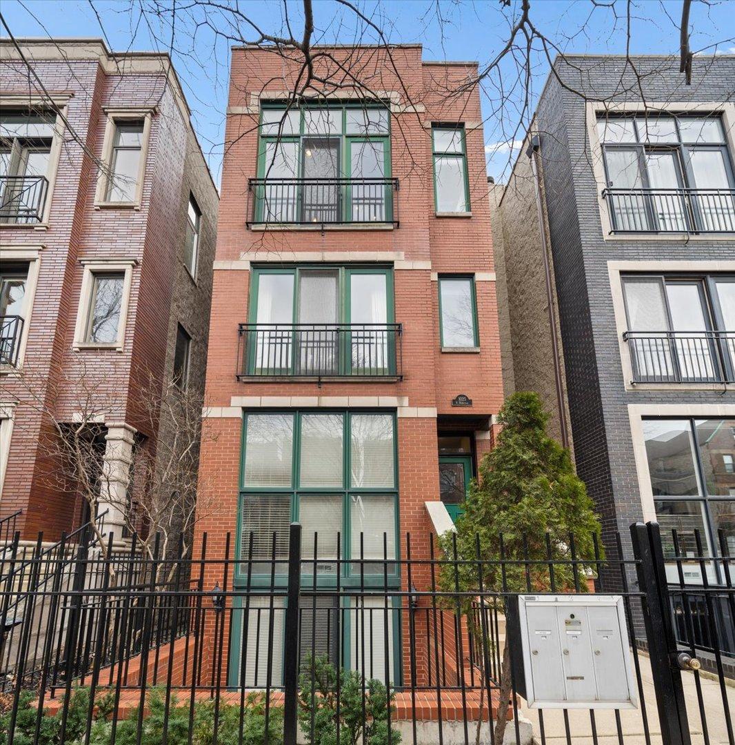 1025 N Hermitage Ave. #3, Chicago, IL 60622