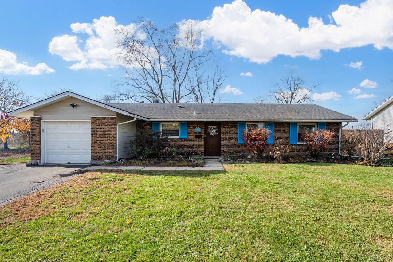 6812 Wainwright Dr., Woodridge, IL 60517