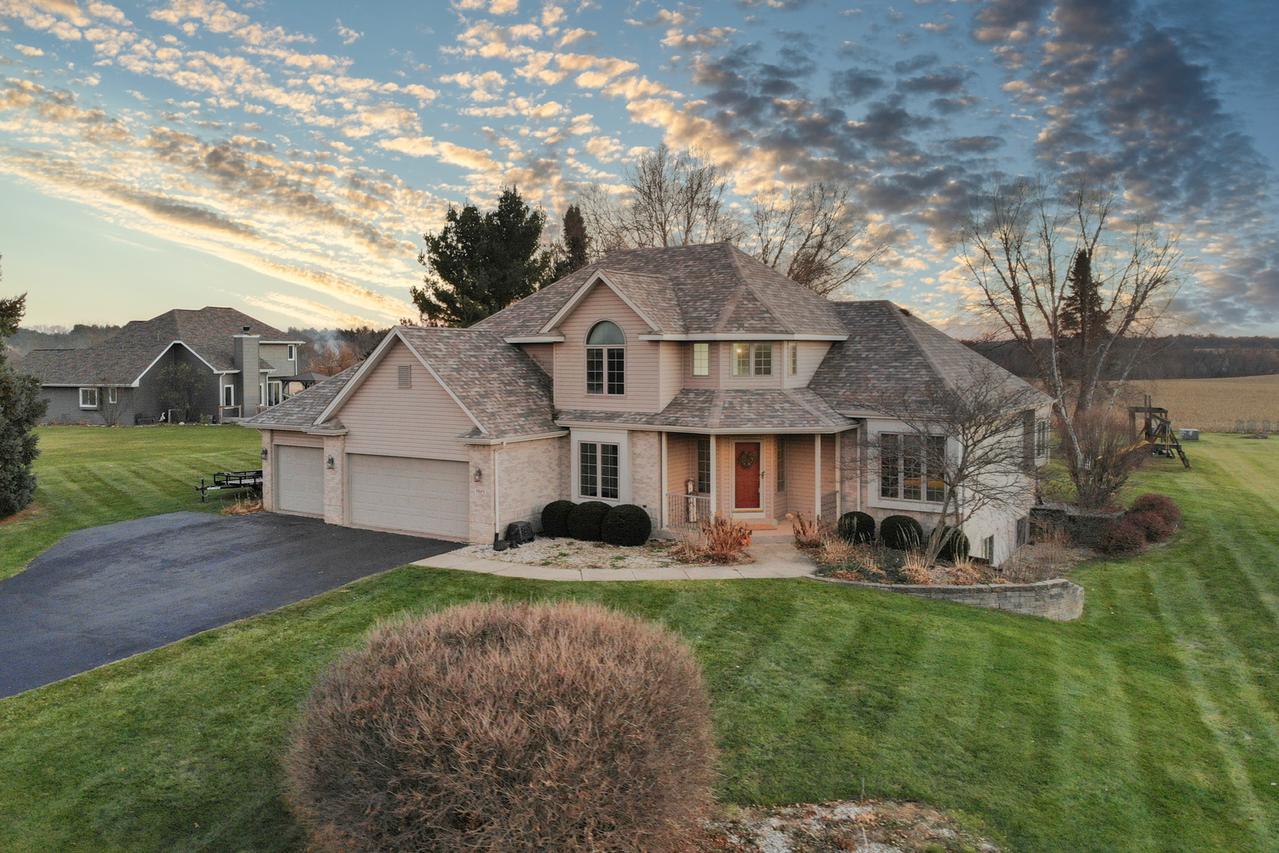 7825 Joy Ln., Roscoe, IL 61073