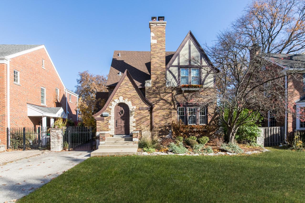 [Address Hidden by Seller], Park Ridge, IL 60068