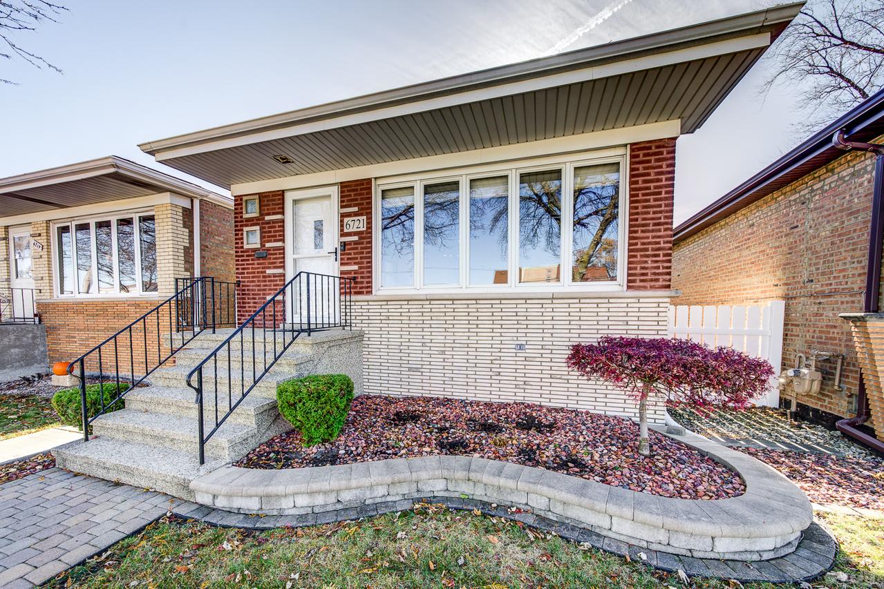 6721 W 59th St., Chicago, IL 60638