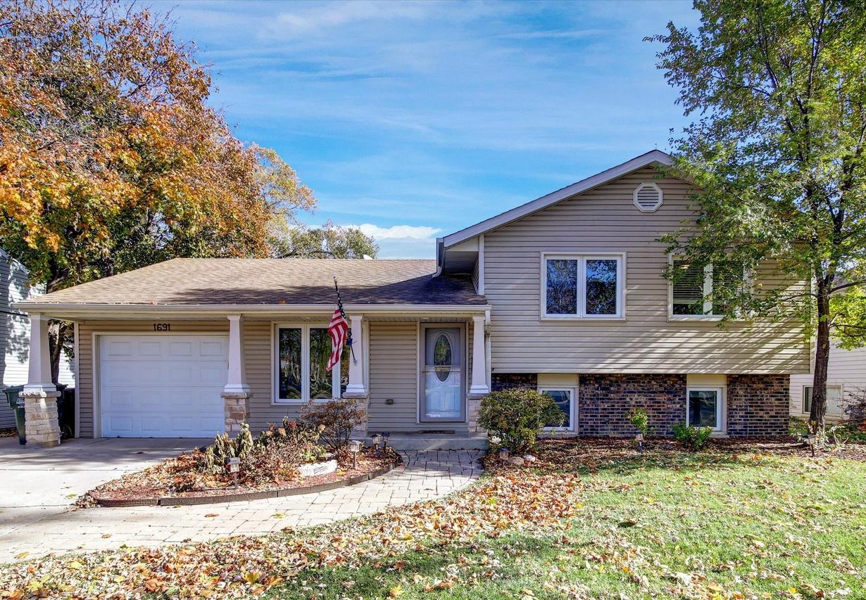 1691 Jeffrey Ave., Glendale Heights, IL 60139