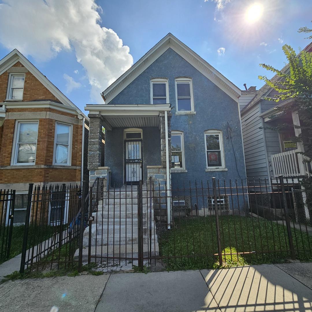 6431 S Racine Ave., Chicago, IL 60636