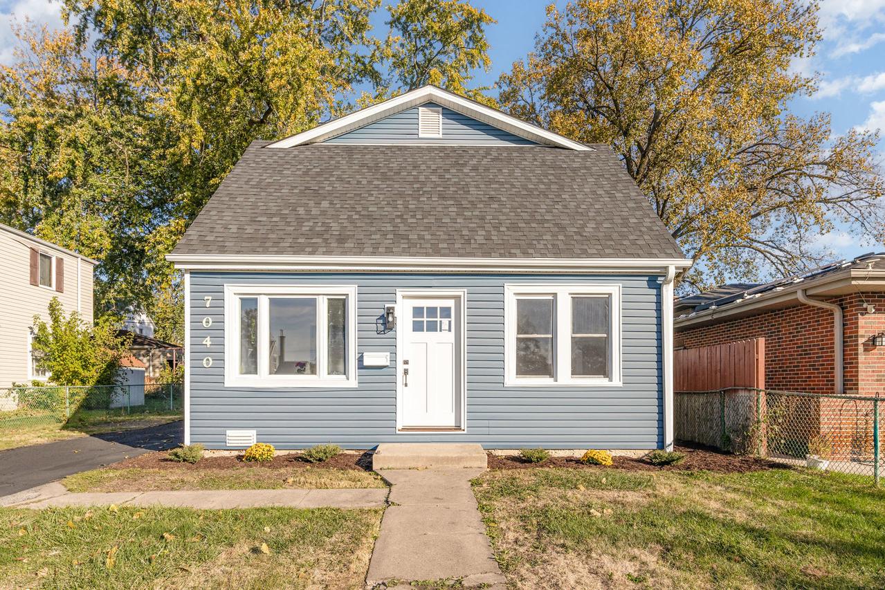 7040 W 114th St., Worth, IL 60482