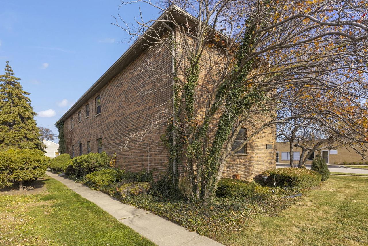 5700 Saint Charles Rd., Berkeley, IL 60163